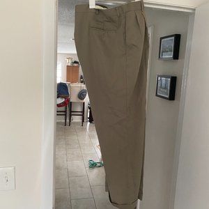 Haggar Dress Pants (38x29) (Khaki)